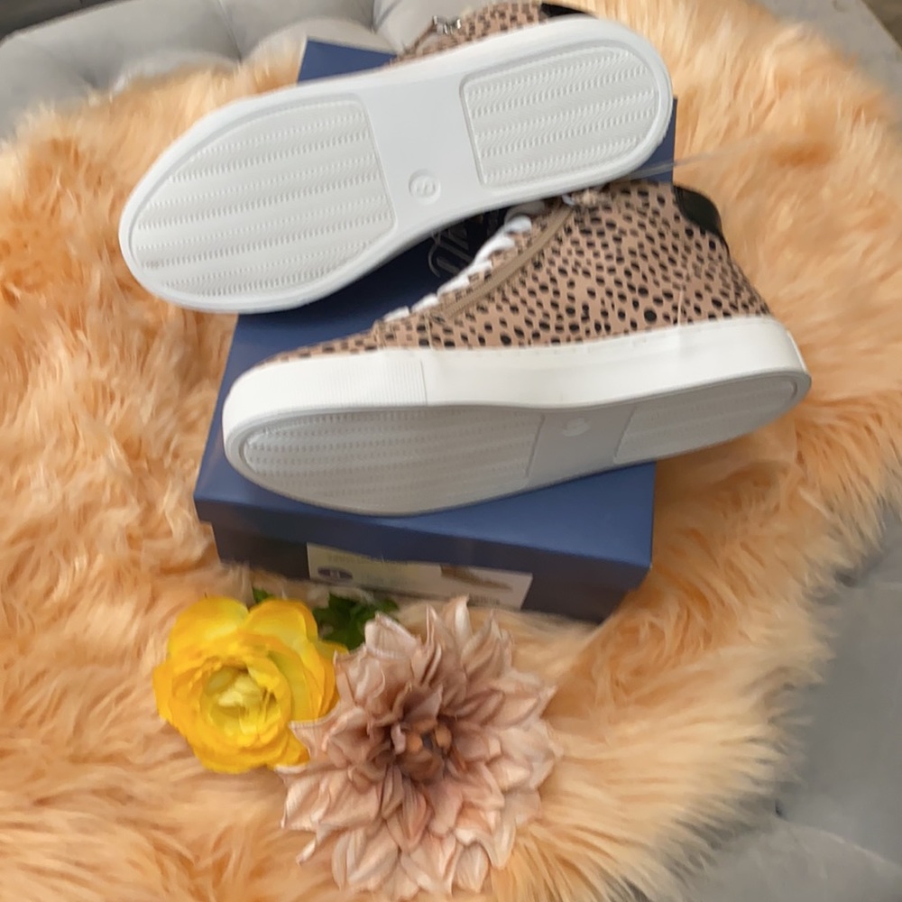 NEW! Brooklin Leopard Zipper High Top Sneakers - Picture 4 of 5